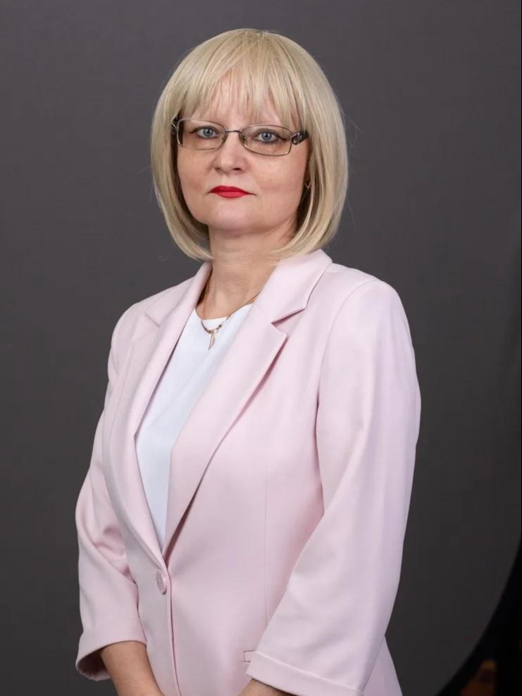 Хвостова Людмила Александровна.